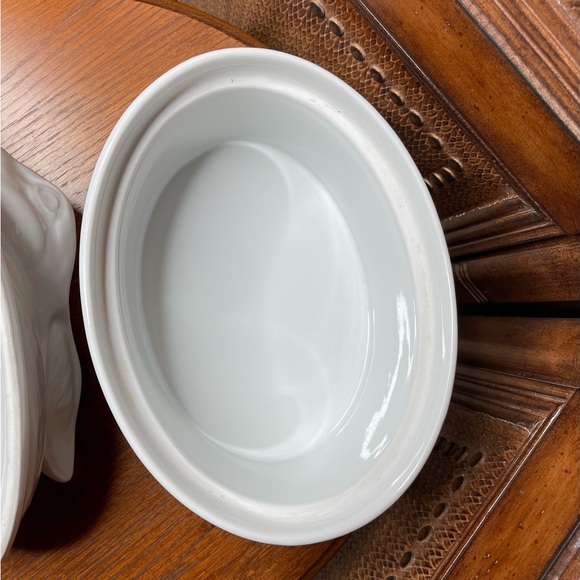 Apilco Rabbit Porcelain Covered Casserole. - Picture 5 of 6